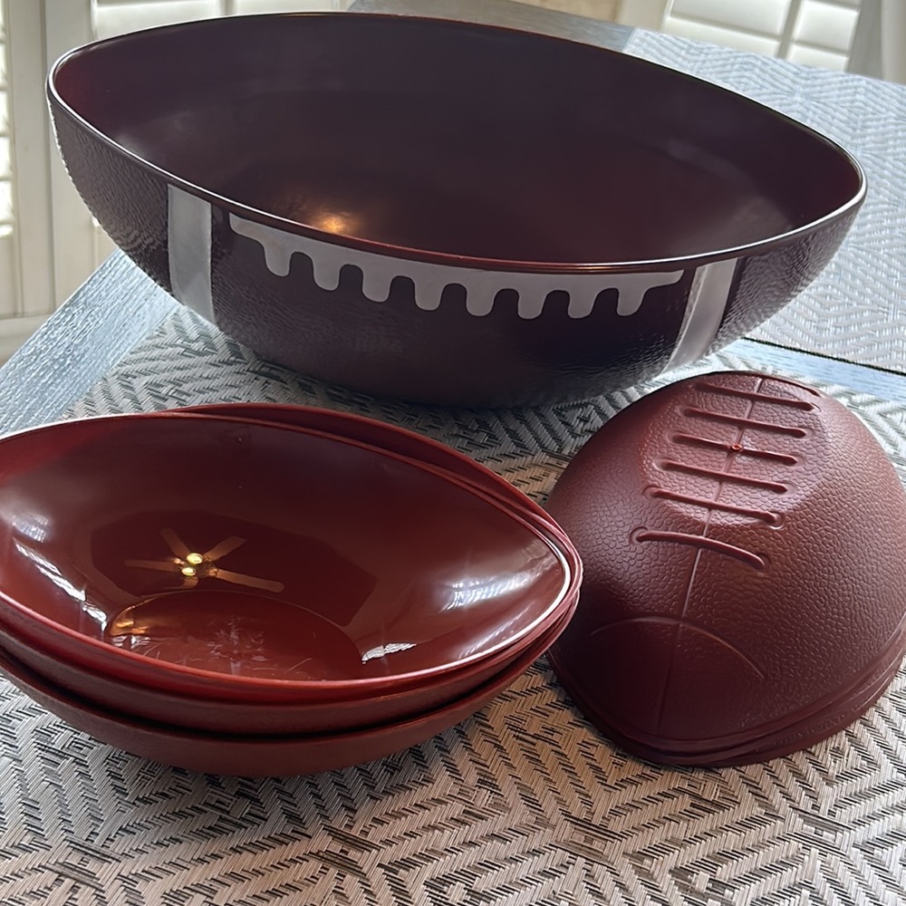 Football Shaped Chip / Salsa Bowl and 2 
Serving bowls, plus 10 plastic plates